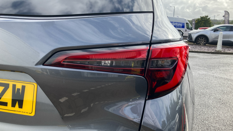 Toyota Corolla Petrol 1.8 VVT-i Hybrid Commercial Auto